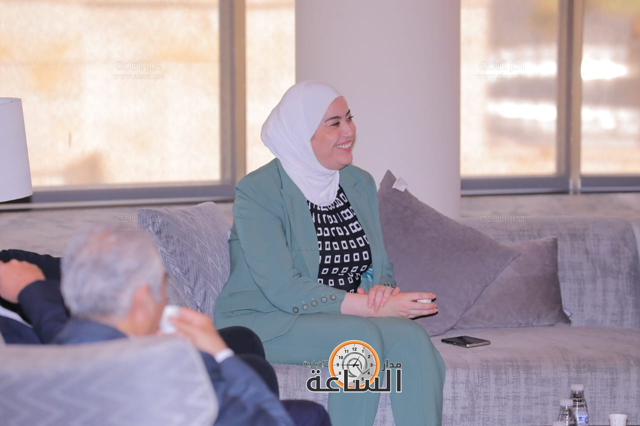 Madar Al-Saa Images 0.19611907520083216