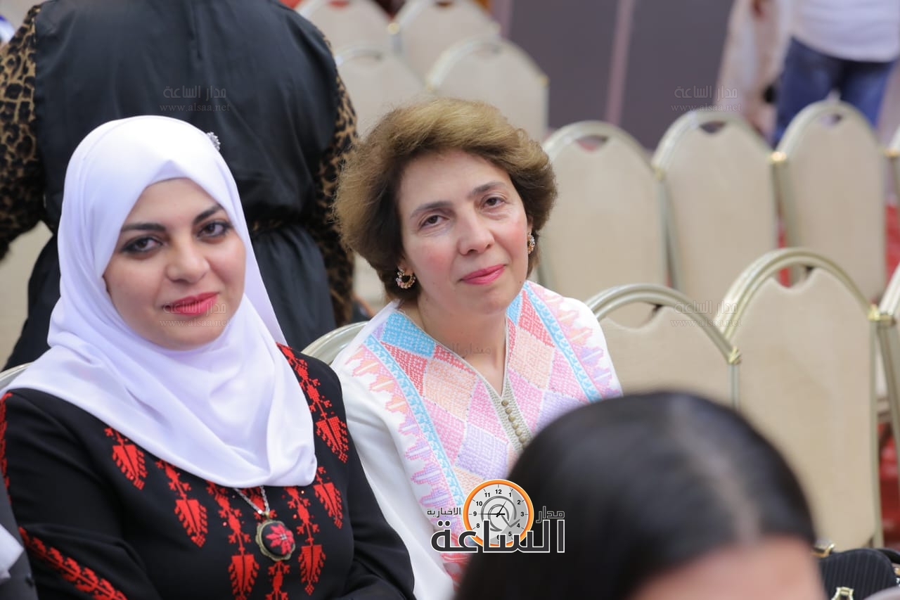 Madar Al-Saa Images 0.09403436874614068