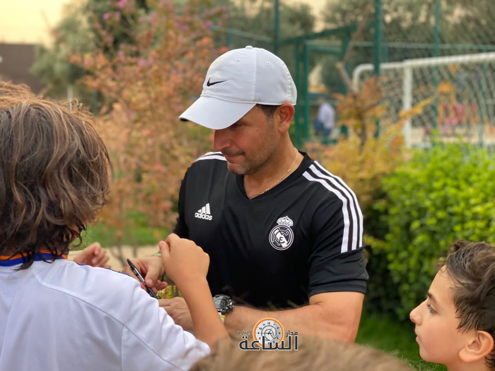 Madar Al-Saa Images 0.7819890410132739