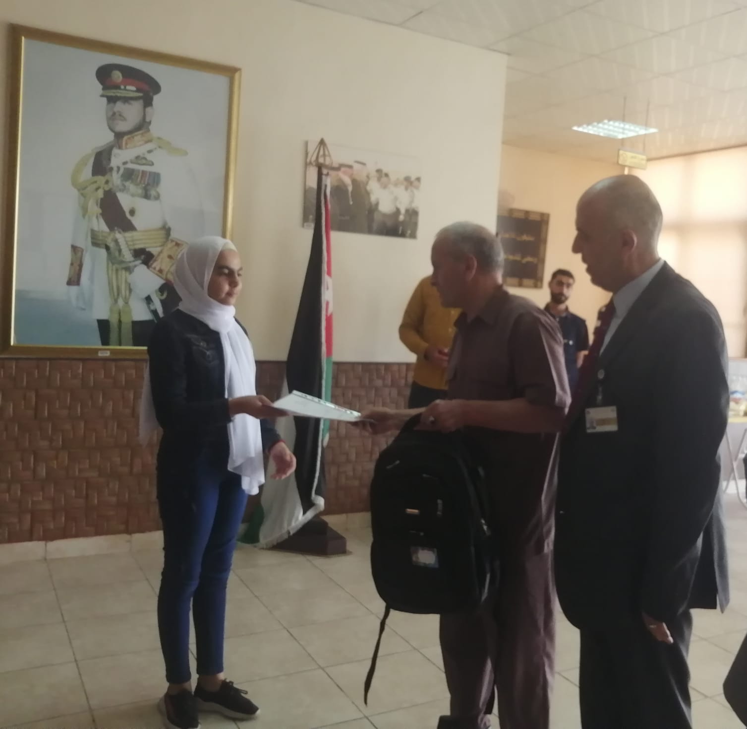 Madar Al-Saa Images 0.24895126061668993