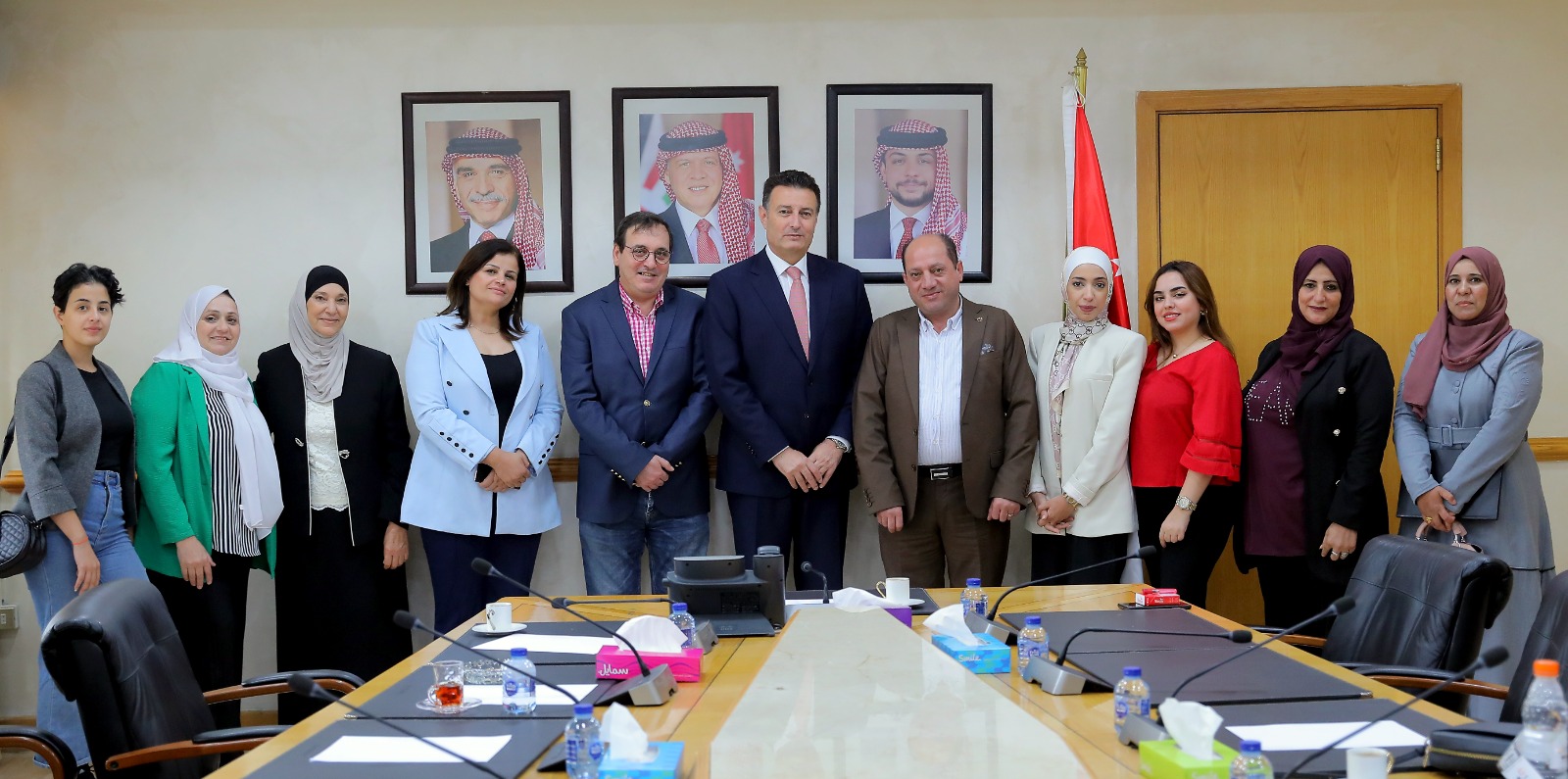 Madar Al-Saa Images 0.2186661003522523