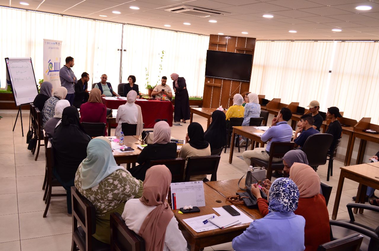 Madar Al-Saa Images 0.7288082032491847