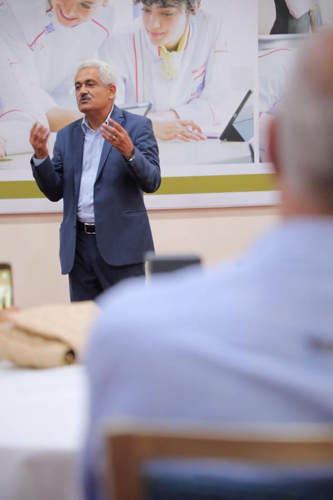 Madar Al-Saa Images 0.16797933032653578