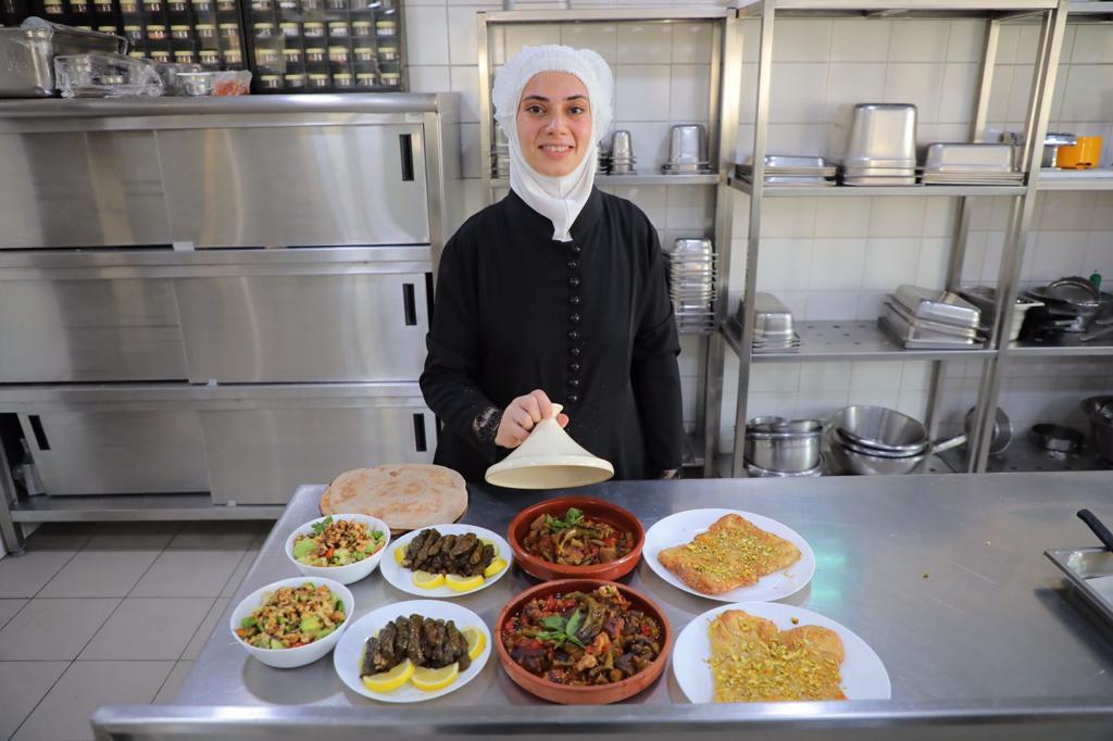 Madar Al-Saa Images 0.6074393179126281