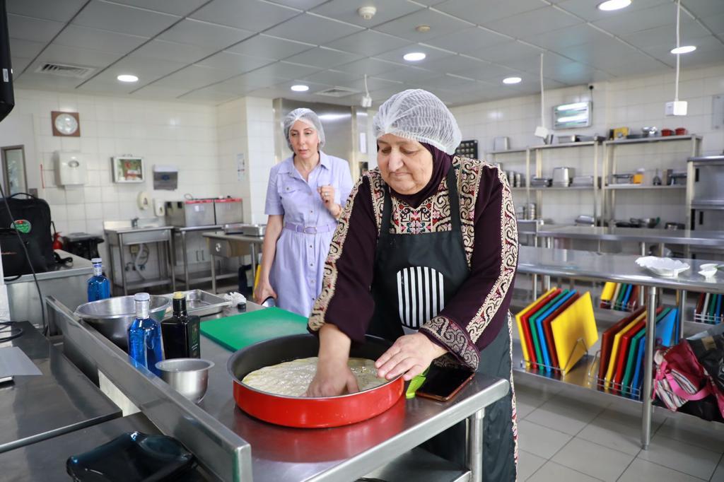 Madar Al-Saa Images 0.15073608431689633