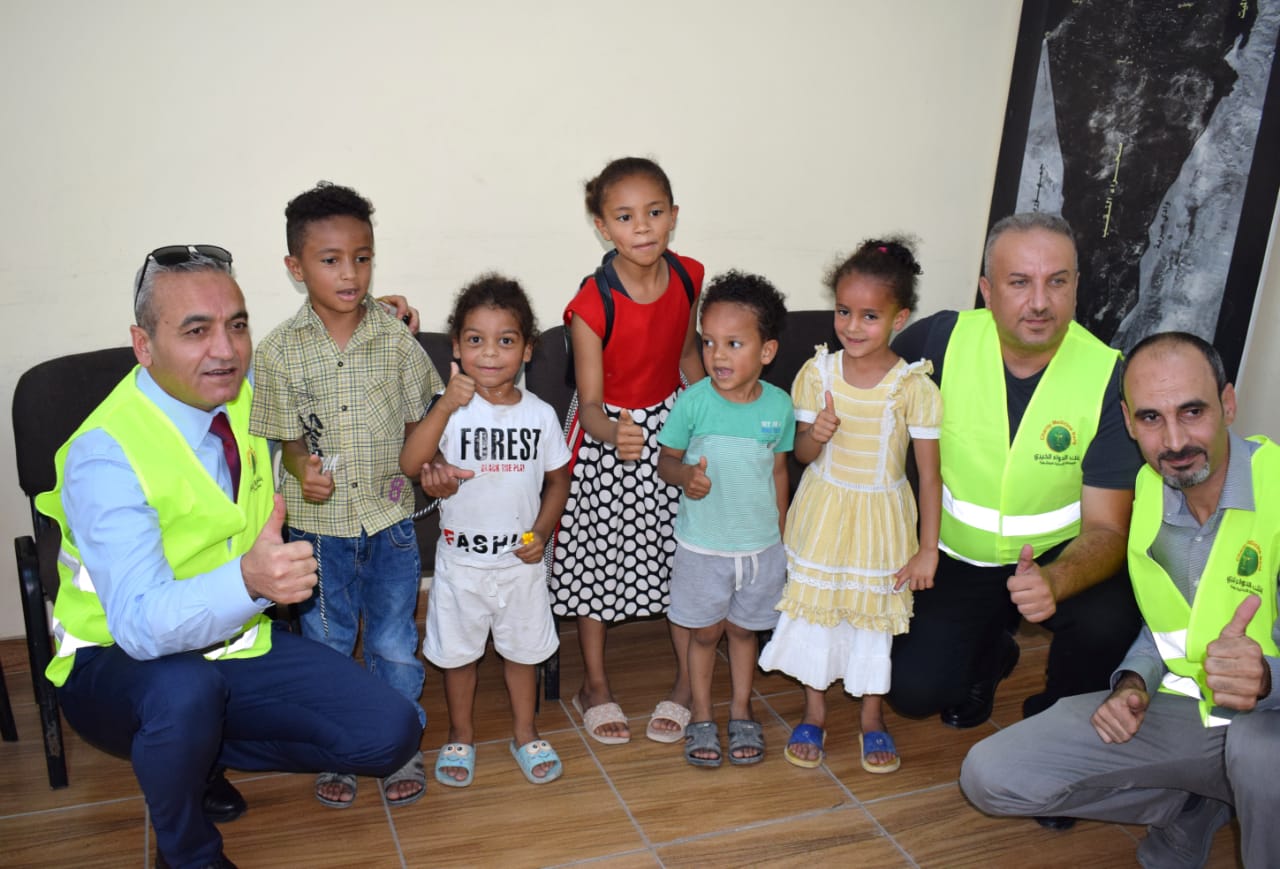 Madar Al-Saa Images 0.7910794077816954