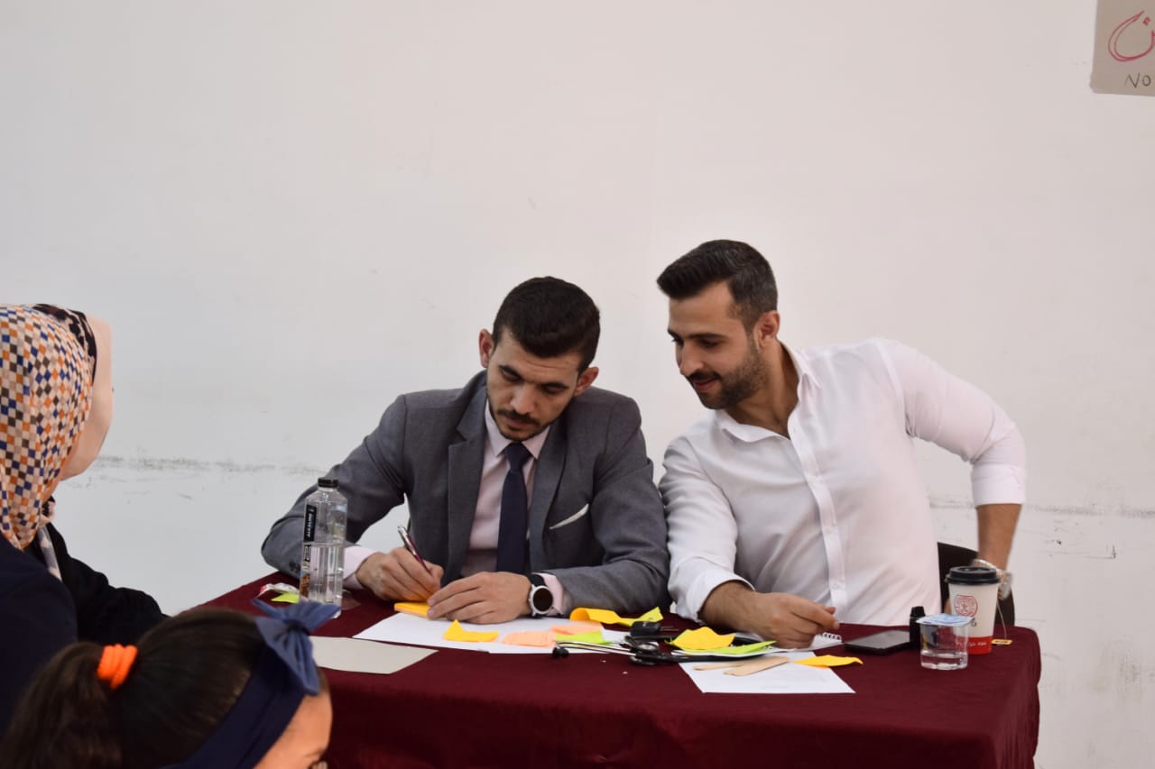 Madar Al-Saa Images 0.2503280645140593