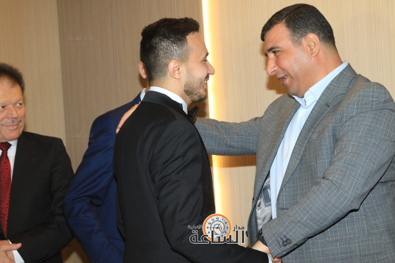 Madar Al-Saa Images 0.1832118594006953