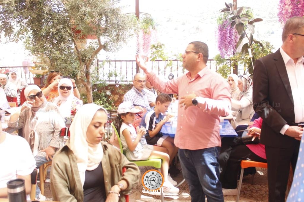 Madar Al-Saa Images 0.6235960417514332