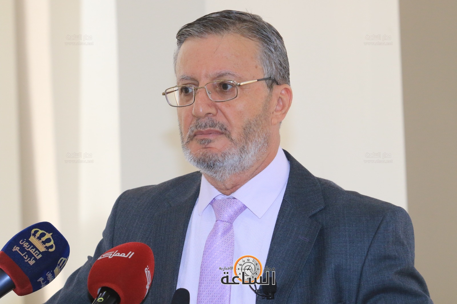 Madar Al-Saa Images 0.8411701635877737