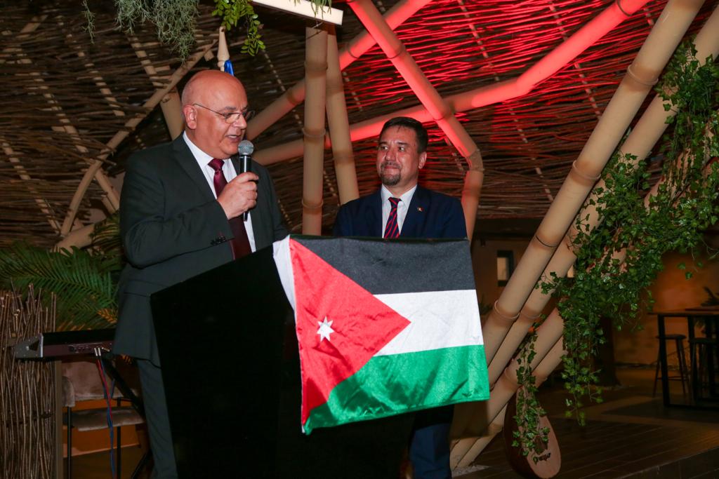 Madar Al-Saa Images 0.1543193738372446