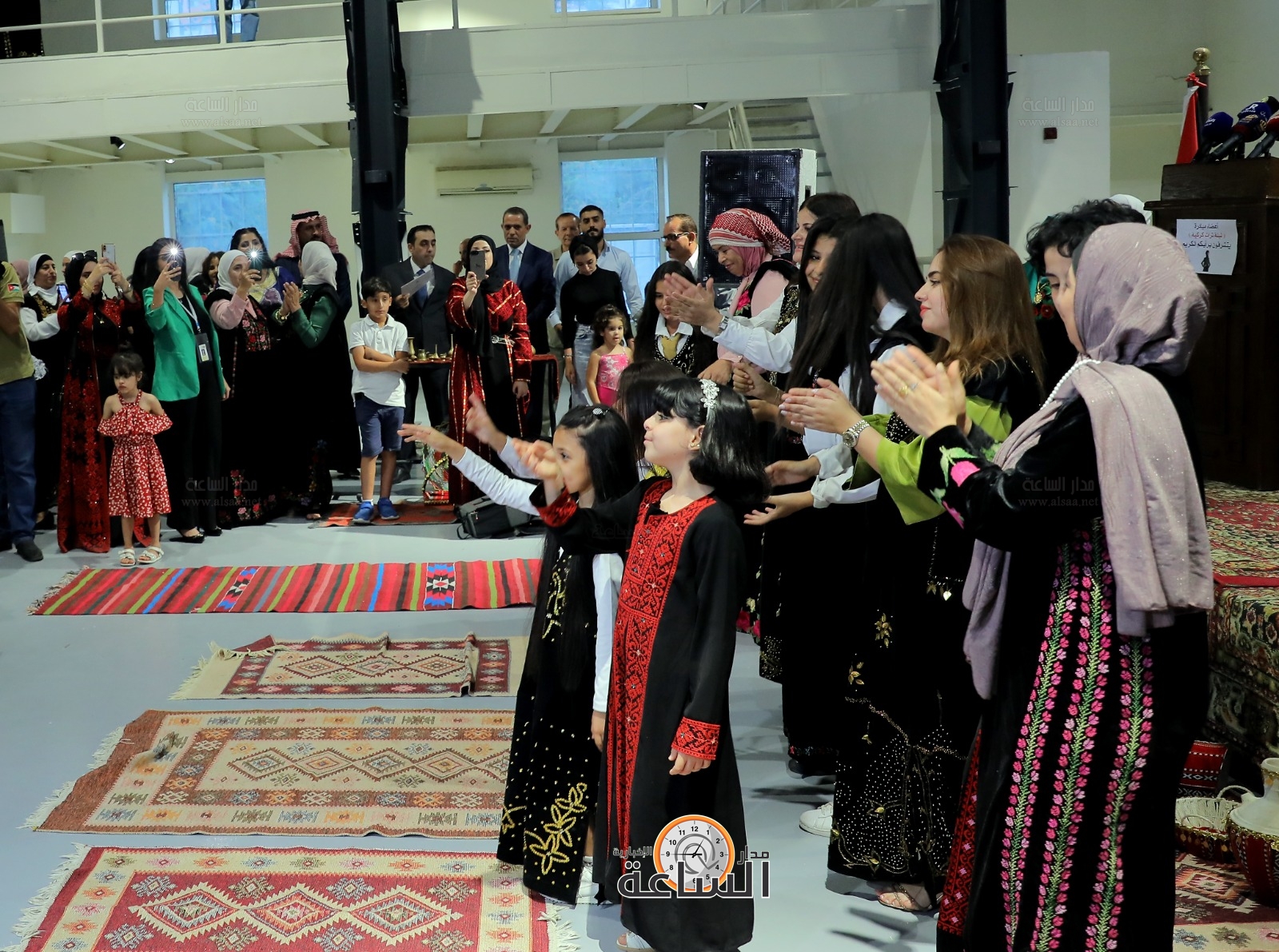 Madar Al-Saa Images 0.3301591579580623