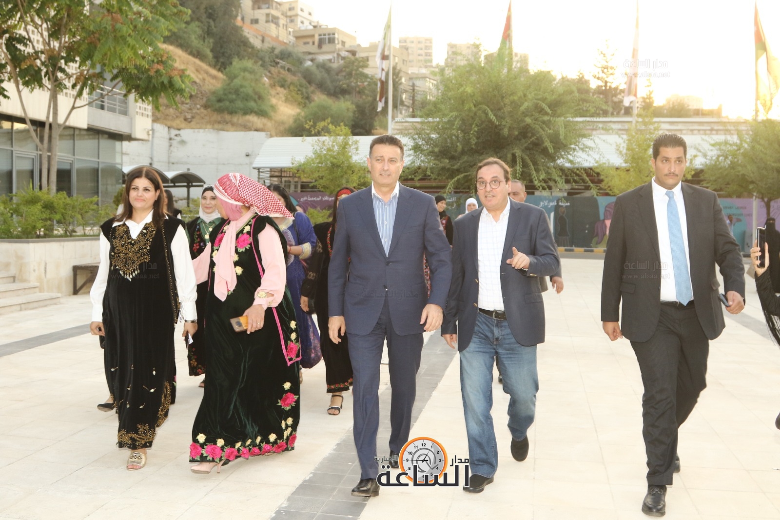 Madar Al-Saa Images 0.6679775597289818