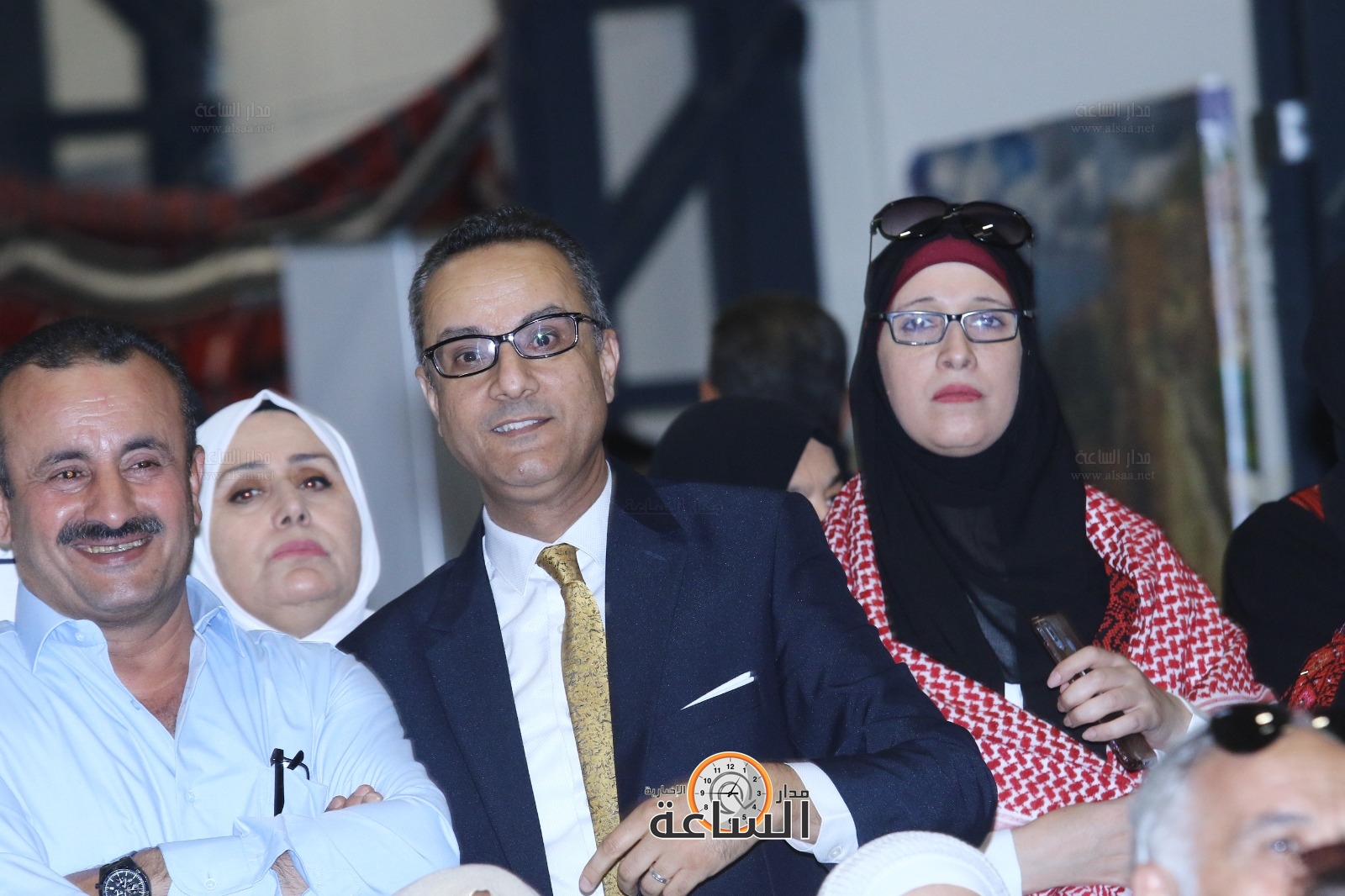 Madar Al-Saa Images 0.1657785540018165