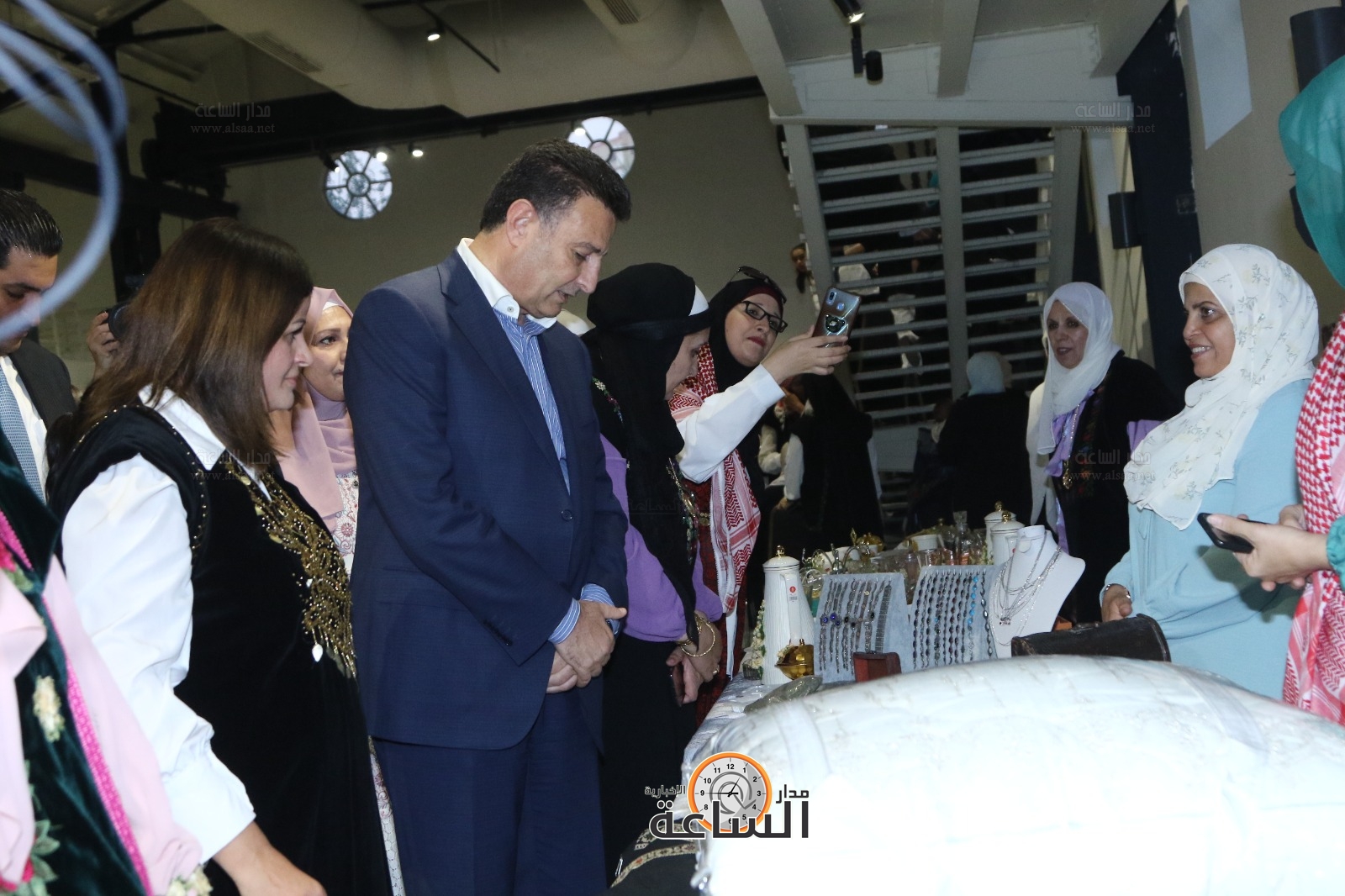 Madar Al-Saa Images 0.648705473396639