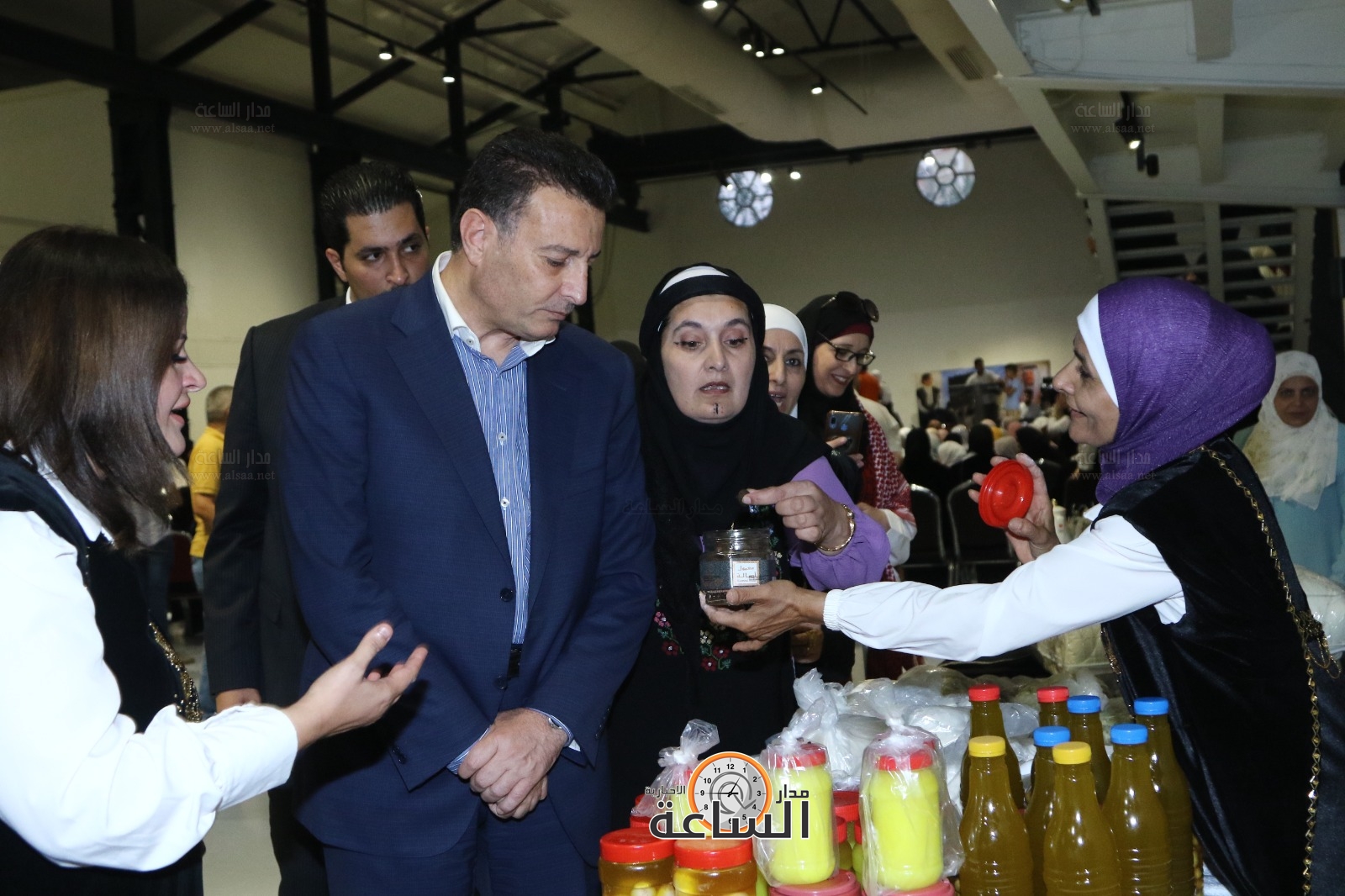 Madar Al-Saa Images 0.45278179842963084