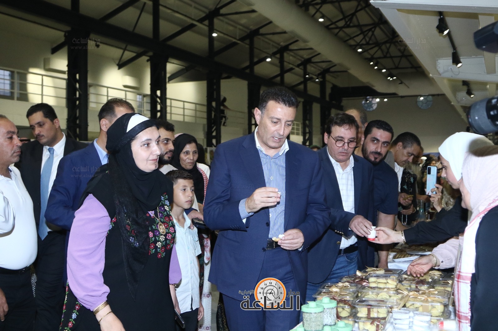 Madar Al-Saa Images 0.09868291867331225