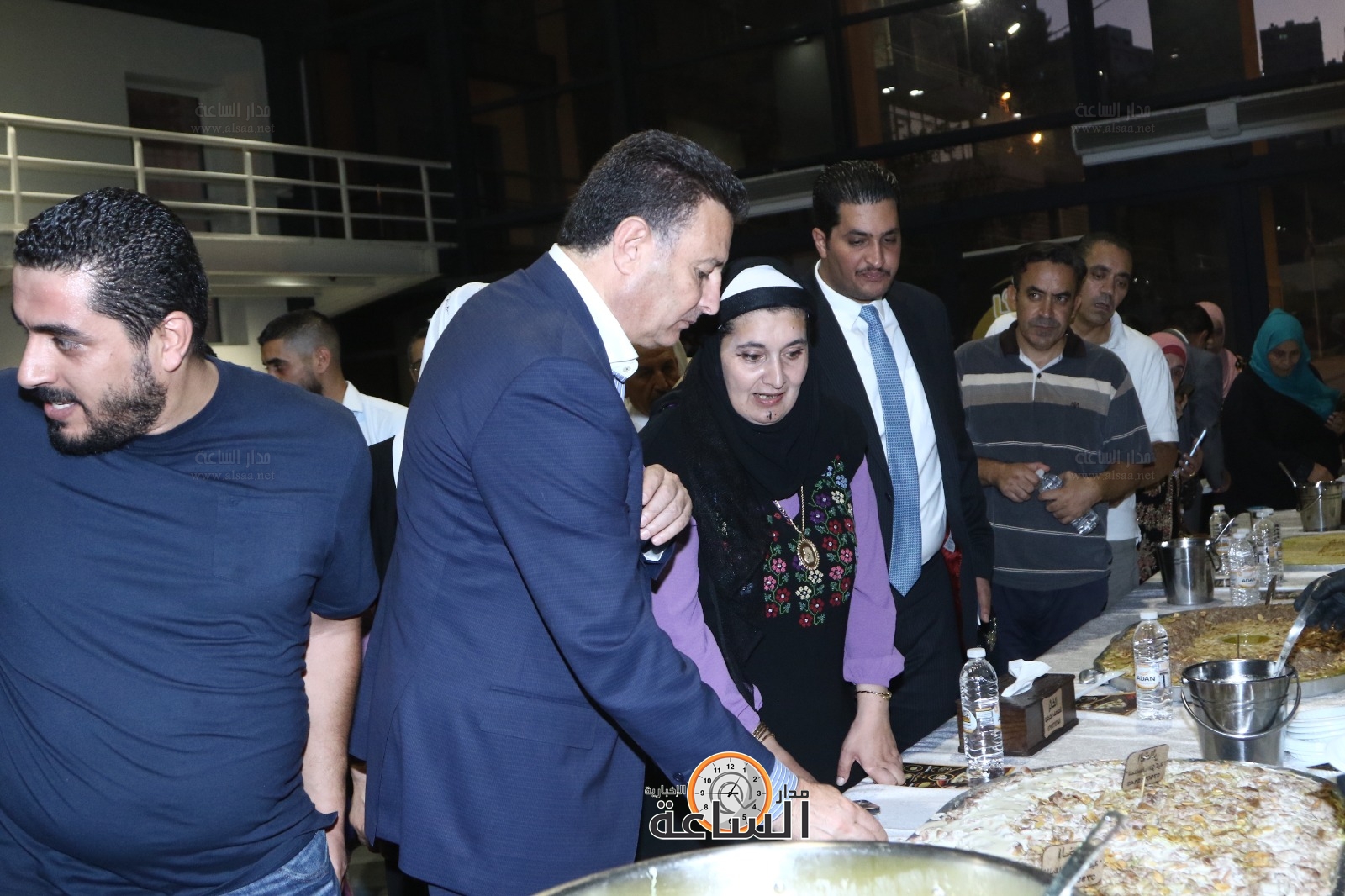 Madar Al-Saa Images 0.7058917050748459