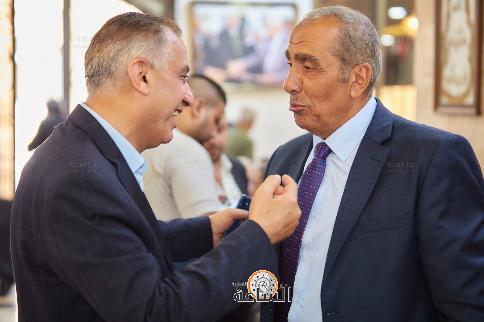 Madar Al-Saa Images 0.8085817654710175