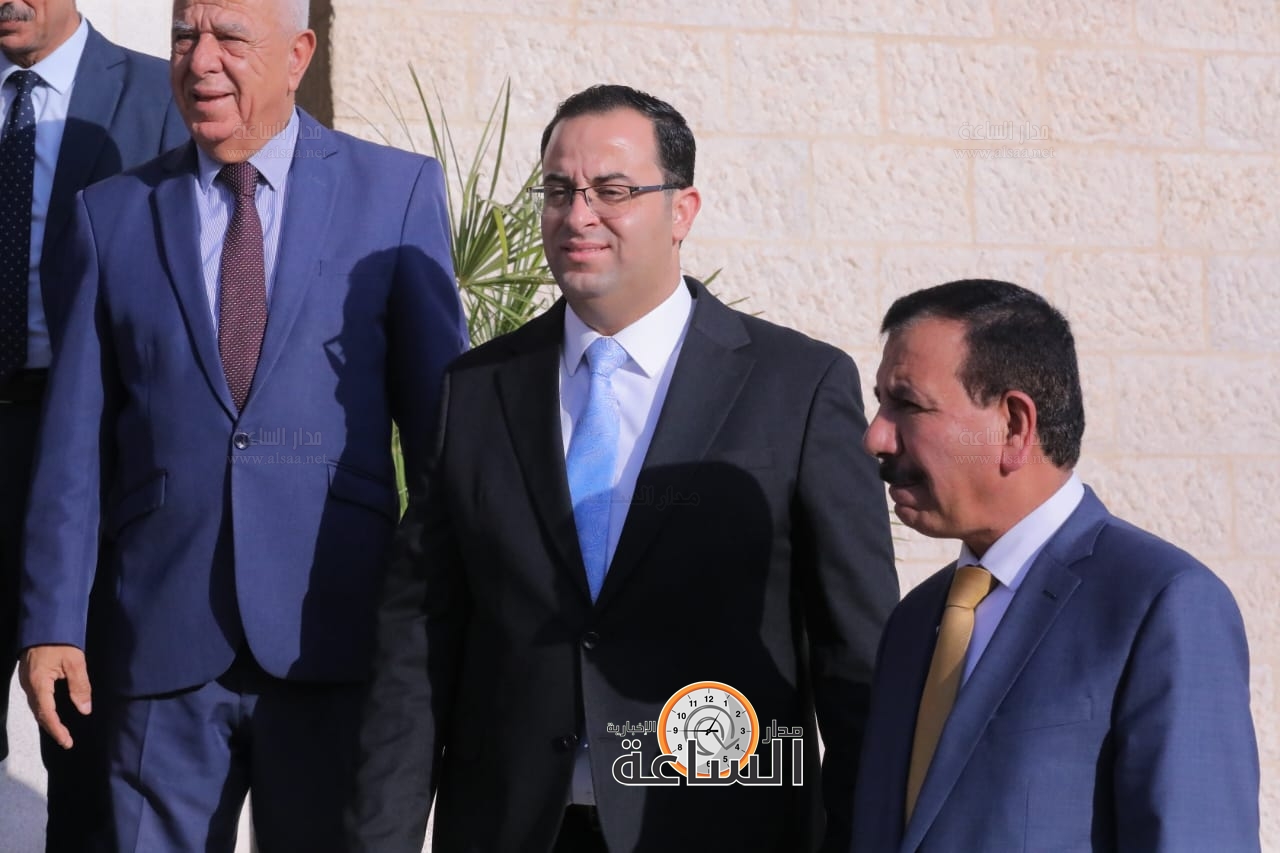 Madar Al-Saa Images 0.9109237663386365