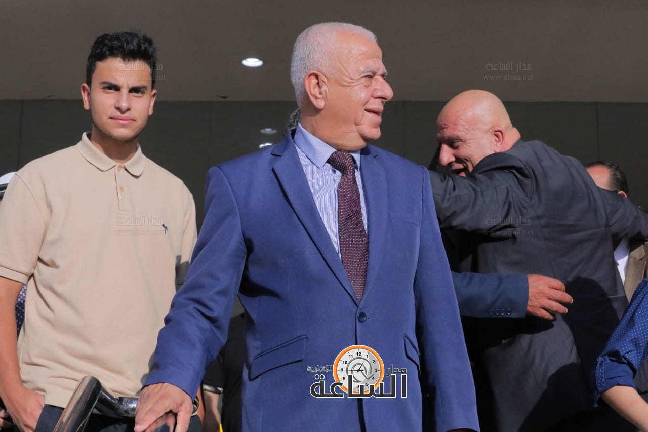 Madar Al-Saa Images 0.153817221281503