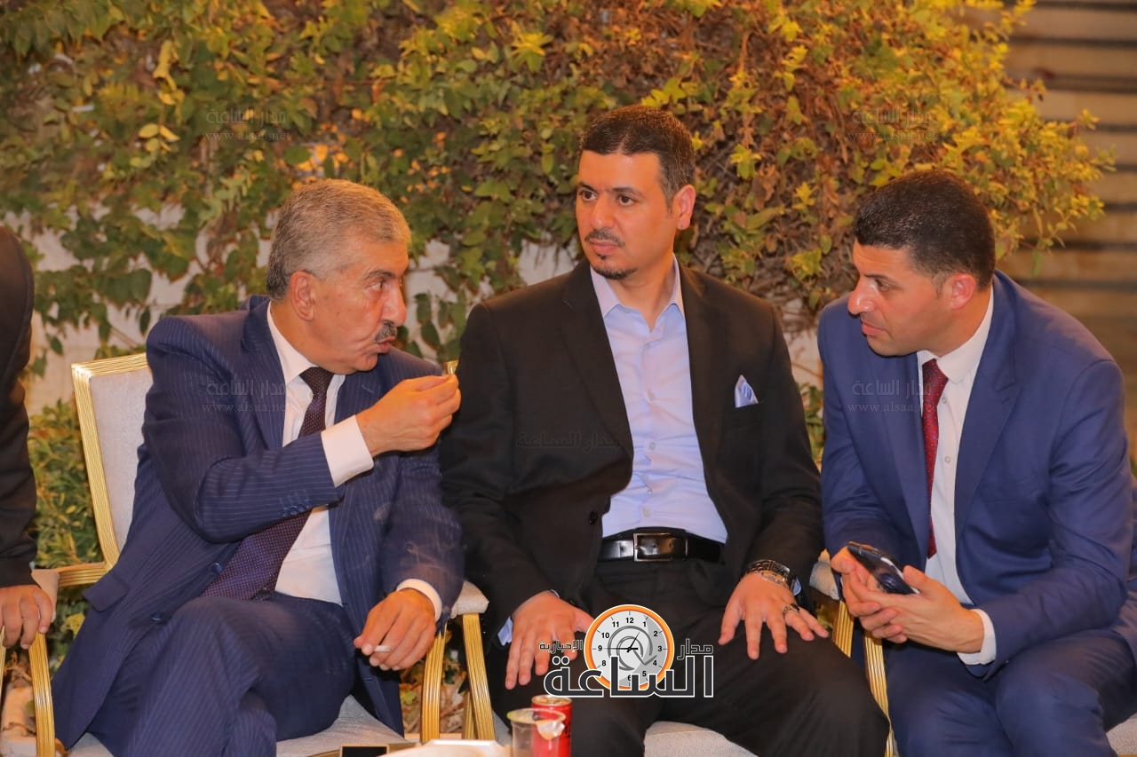 Madar Al-Saa Images 0.41211968921879216