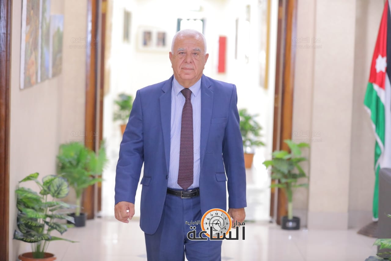 Madar Al-Saa Images 0.801999097849663