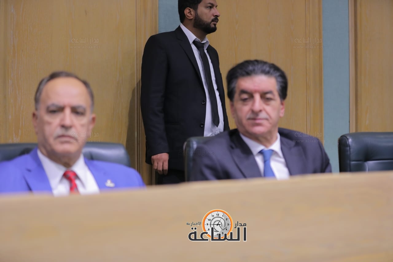 Madar Al-Saa Images 0.8250549359865975