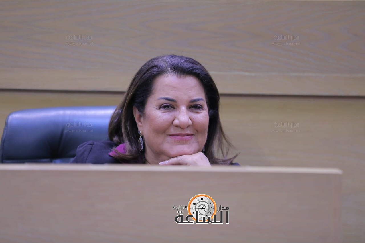 Madar Al-Saa Images 0.40280634905145485