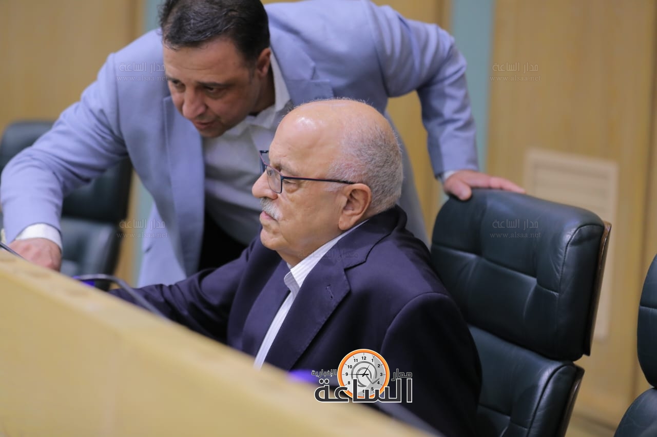 Madar Al-Saa Images 0.7670319590136088