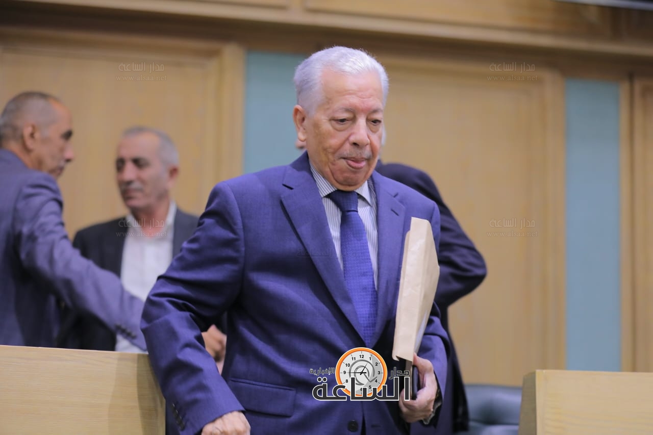 Madar Al-Saa Images 0.001780075554432825