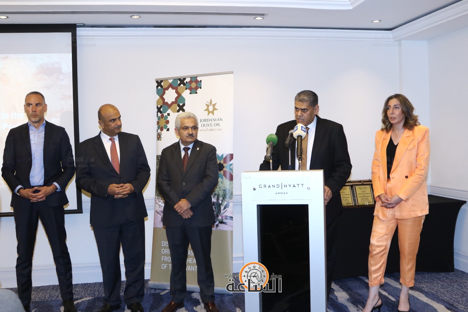 Madar Al-Saa Images 0.8443119056685082