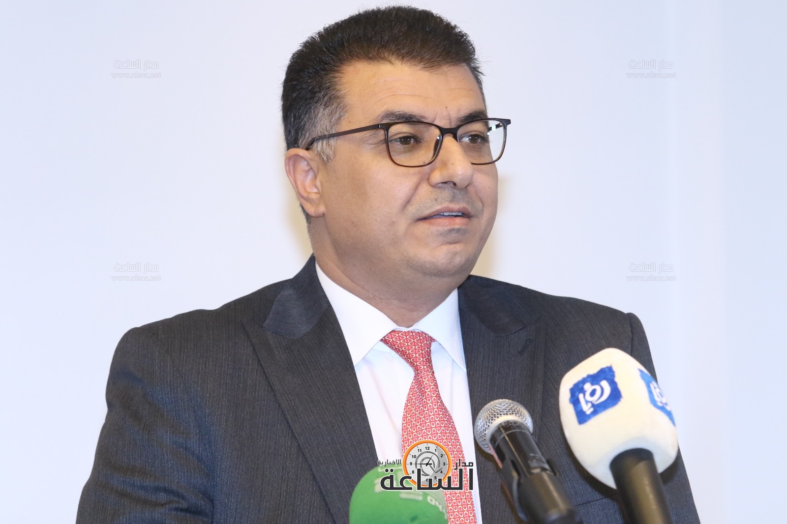 Madar Al-Saa Images 0.12587655101234896