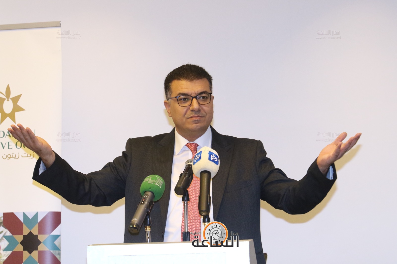 Madar Al-Saa Images 0.8542197745559457