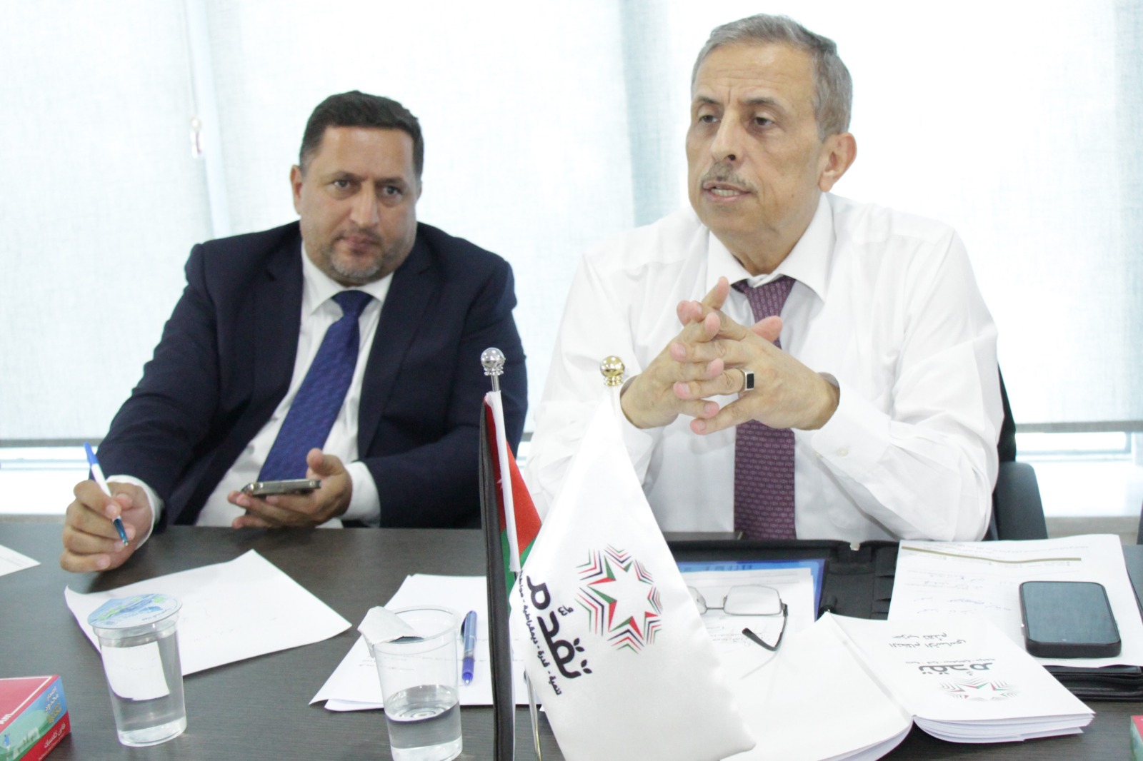 Madar Al-Saa Images 0.395880598196944