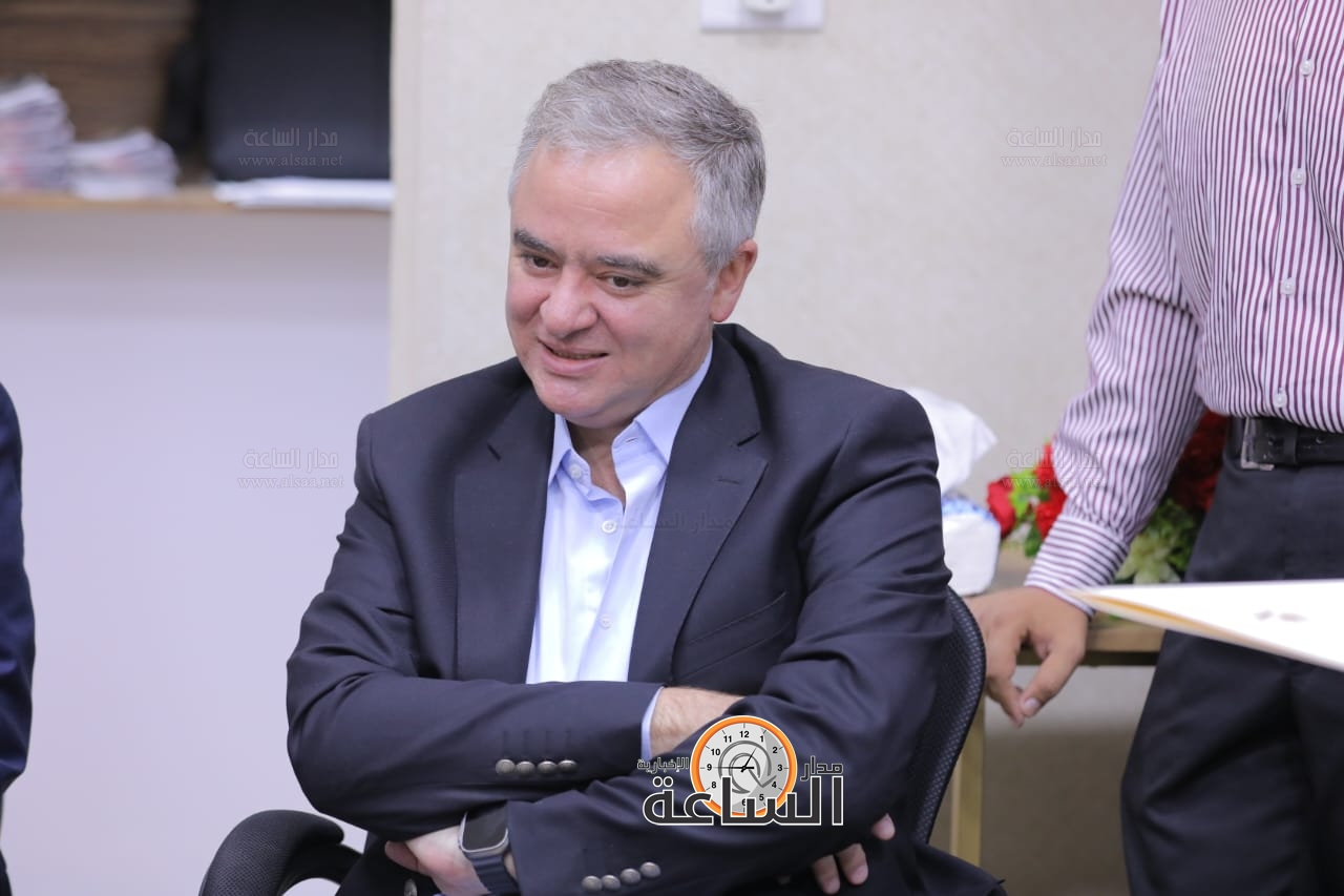 Madar Al-Saa Images 0.4698666060307528