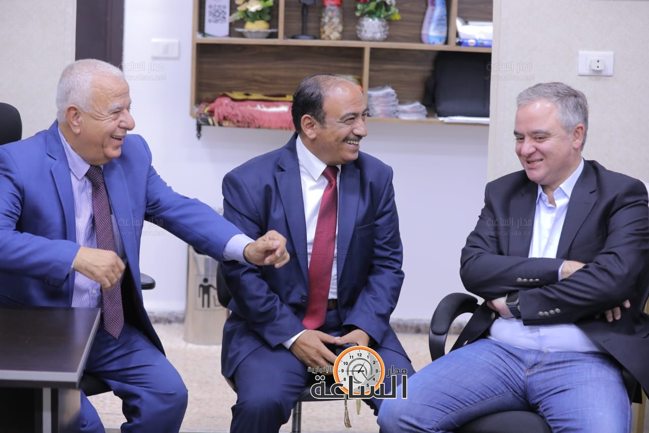 Madar Al-Saa Images 0.026192073001854776