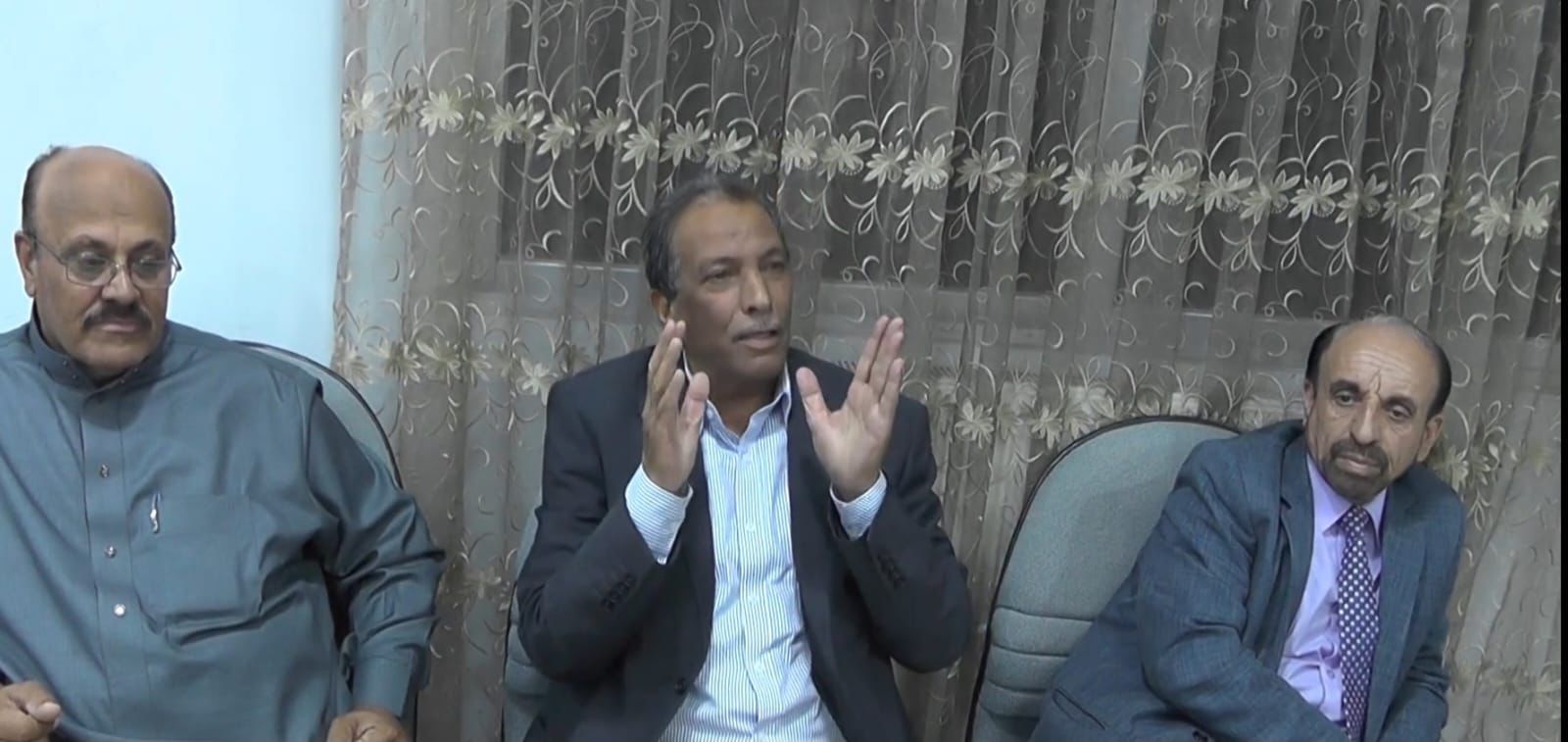 Madar Al-Saa Images 0.44497601612755266