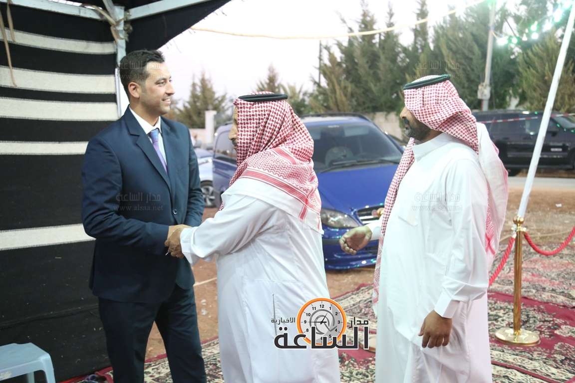 Madar Al-Saa Images 0.536584731861312