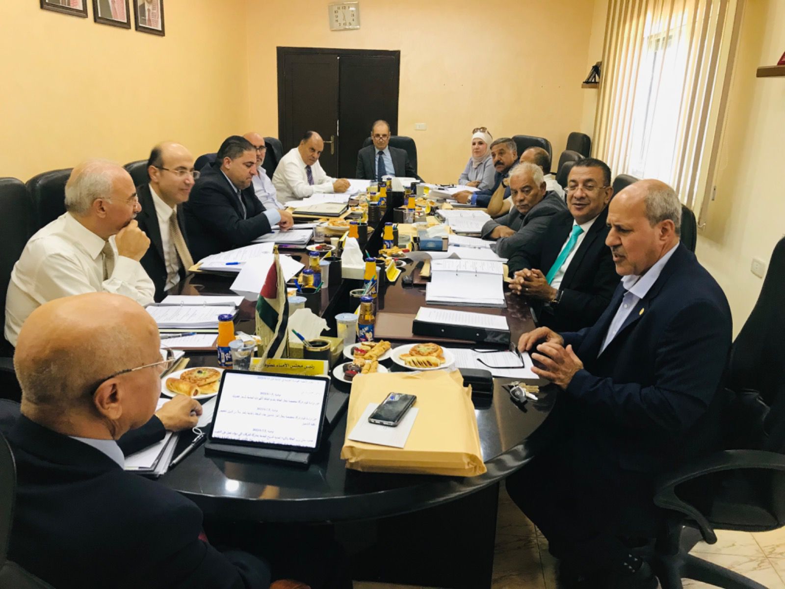 Madar Al-Saa Images 0.964008236170582