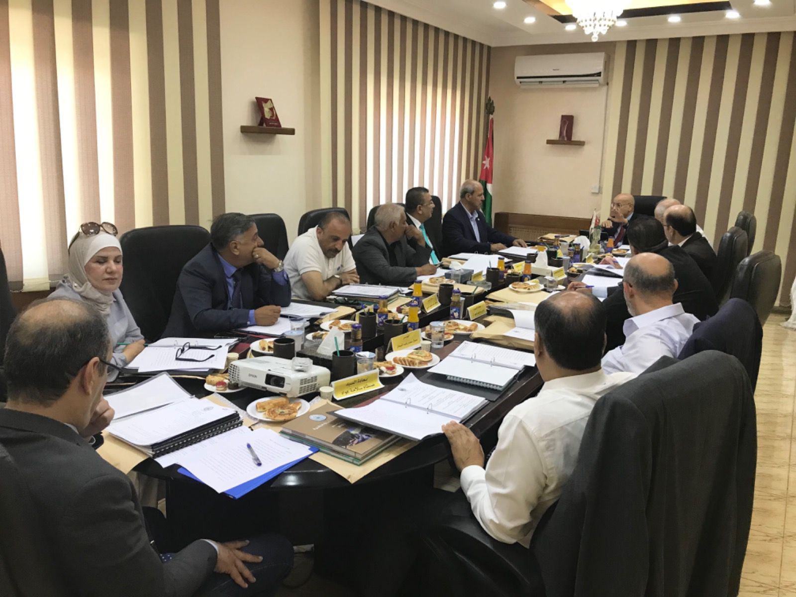 Madar Al-Saa Images 0.027878131325020705