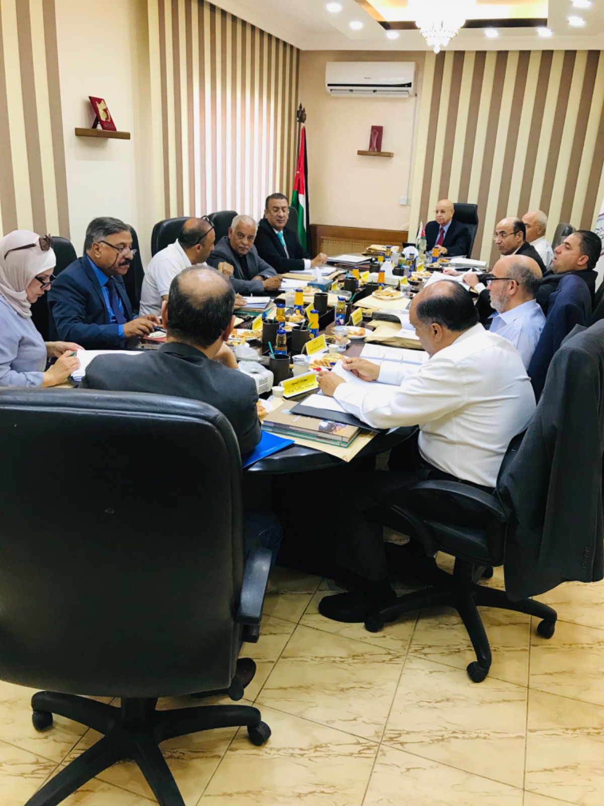 Madar Al-Saa Images 0.8707154783969053