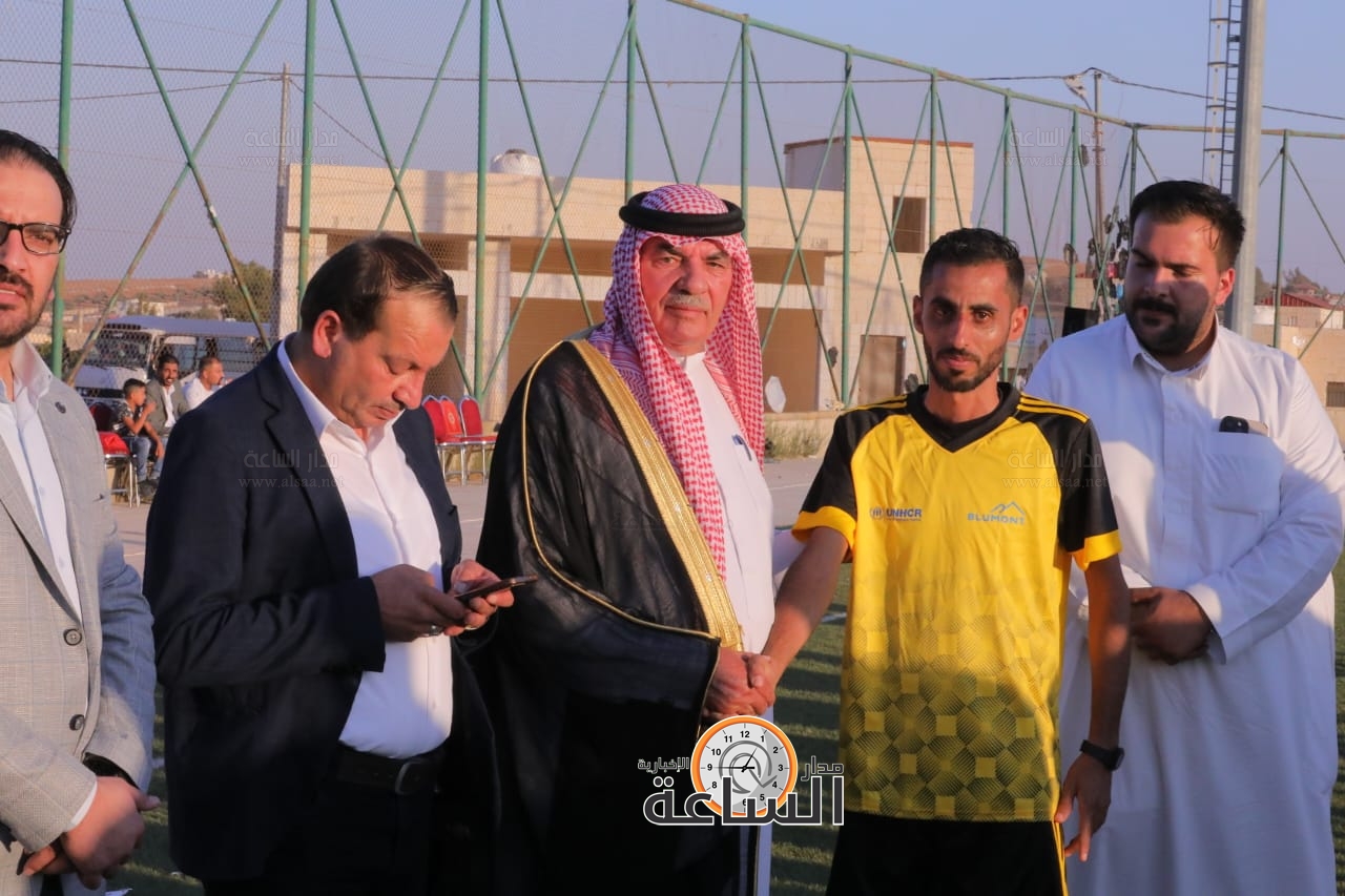 Madar Al-Saa Images 0.49832053295019185