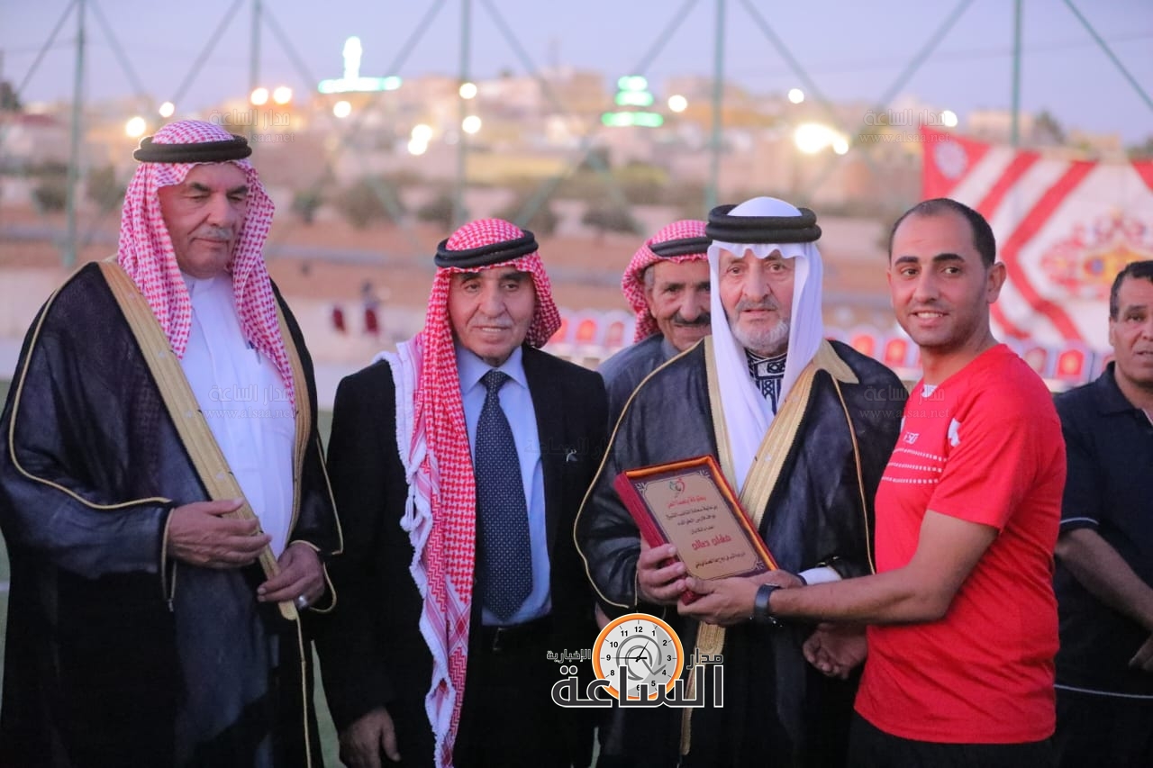 Madar Al-Saa Images 0.8419813065949229