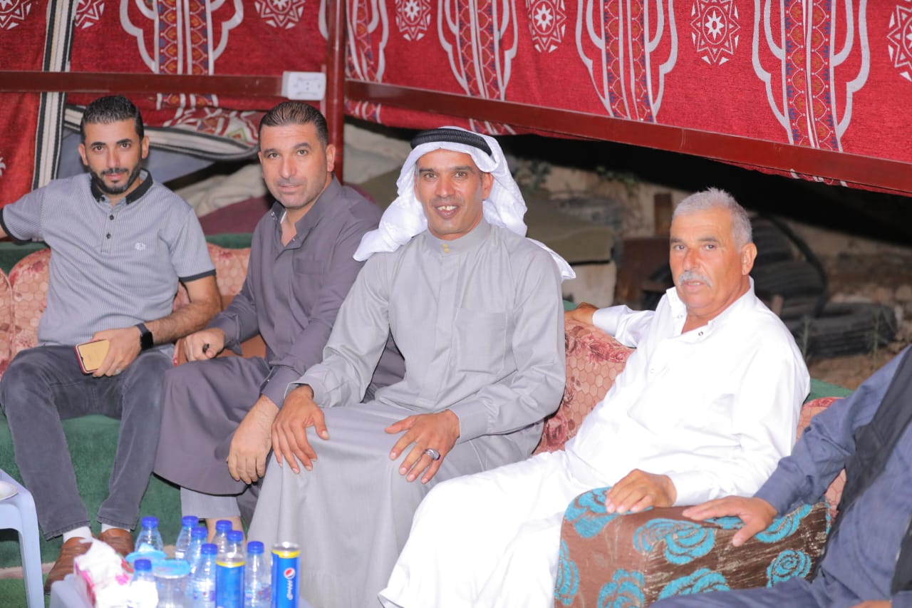 Madar Al-Saa Images 0.4724470856500165