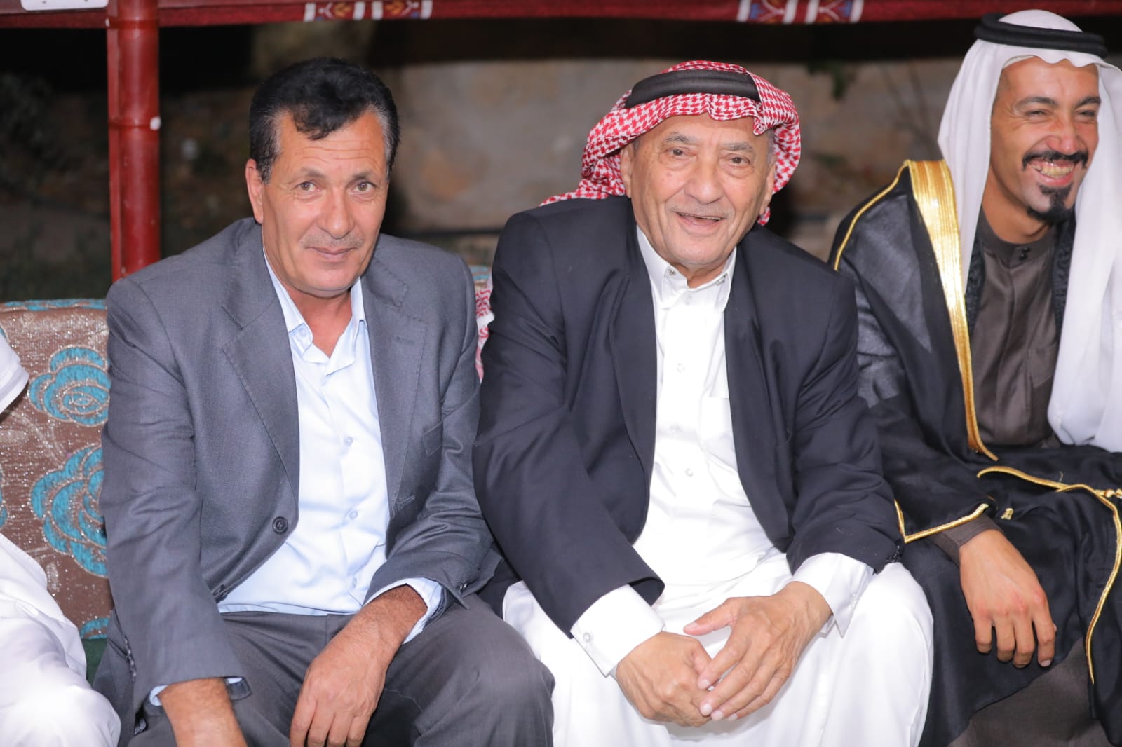 Madar Al-Saa Images 0.9125697386154927