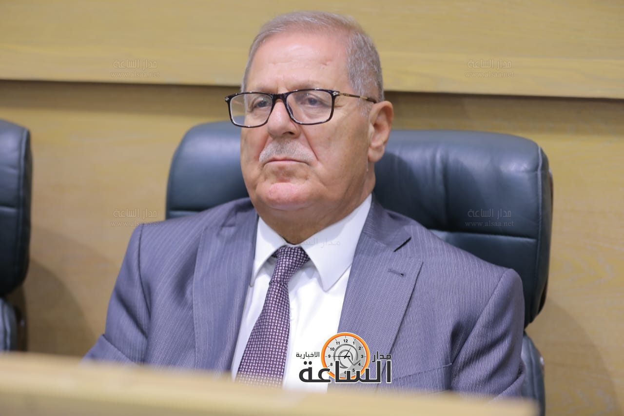 Madar Al-Saa Images 0.13913338130547004