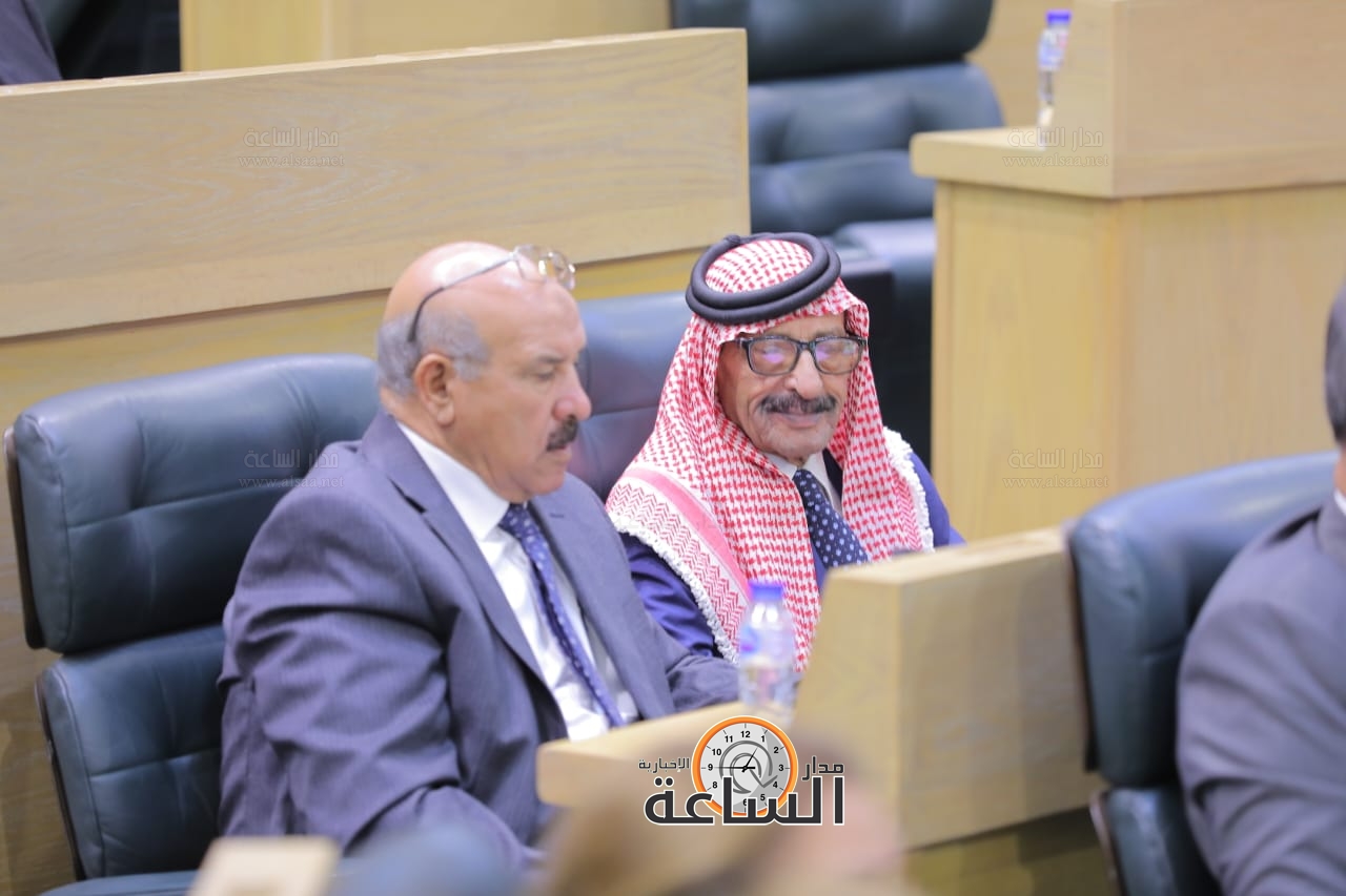 Madar Al-Saa Images 0.40906605687063013