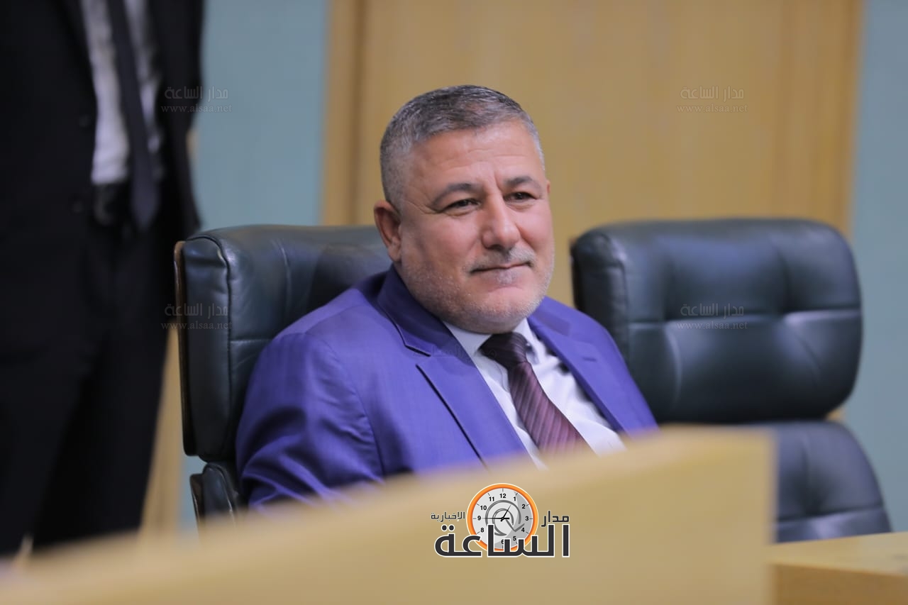 Madar Al-Saa Images 0.20330601060259923