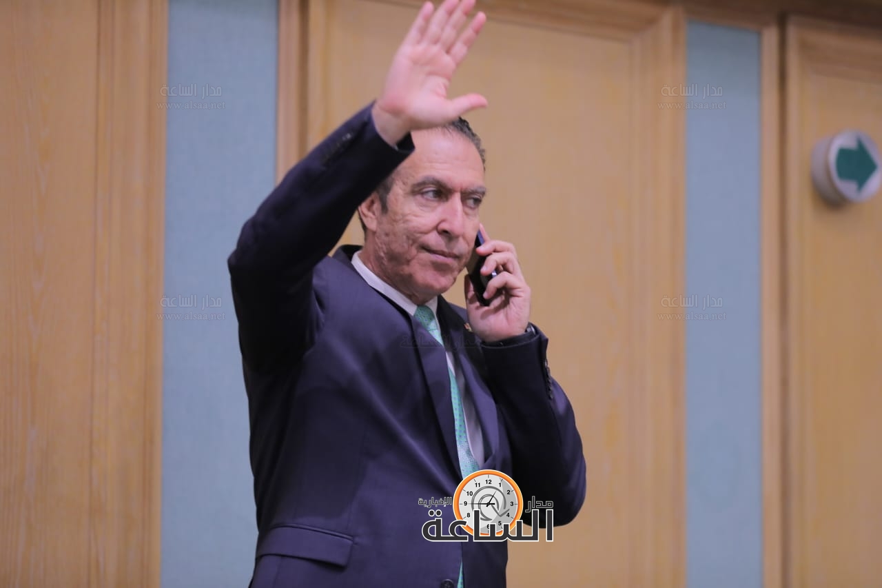 Madar Al-Saa Images 0.6852812945165065